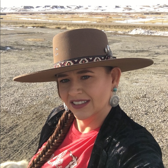 Meet your Posher, Jennifer - Picture 2 of 6